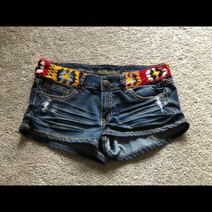 Hot 🔥Vintage Dollhouse Juniors Sz 9 Low Rise Jean Shorts Crochet Granny Square